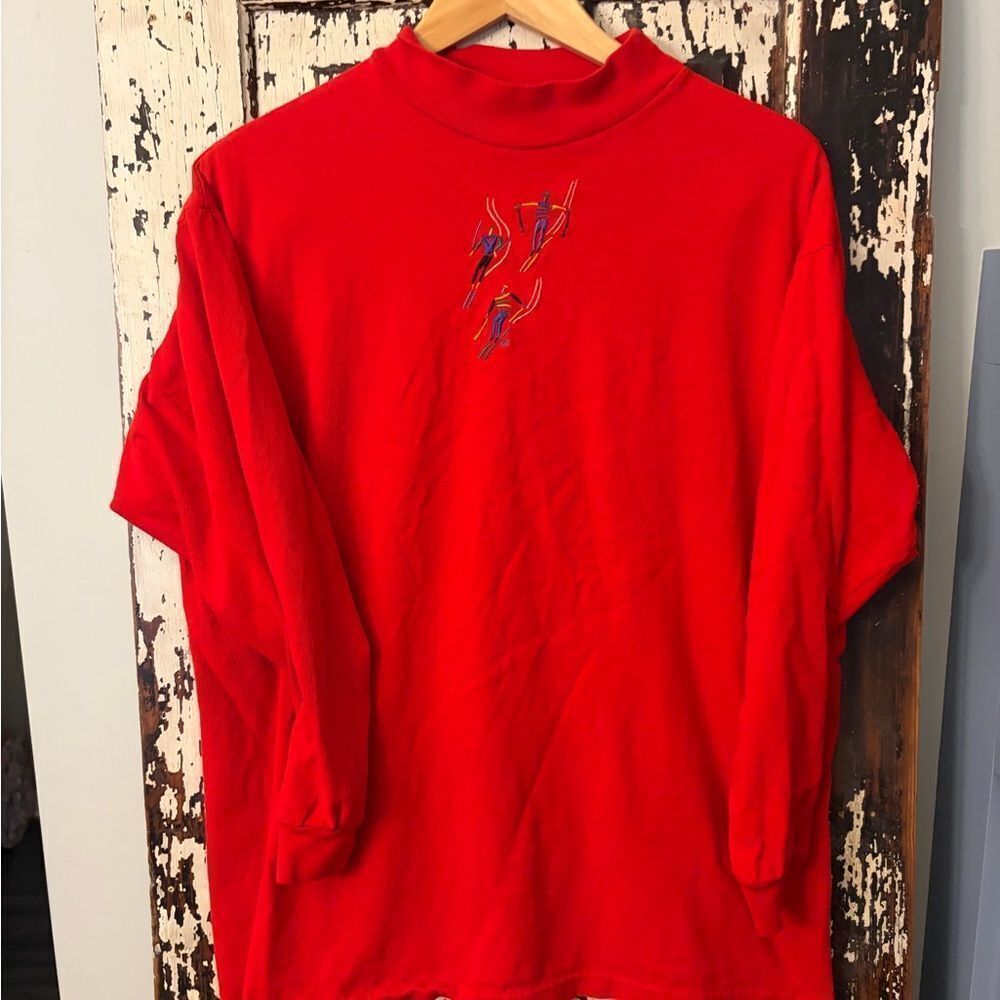 Vintage mock neck long sleeve T-shirt w embroidered skier’s fits most.